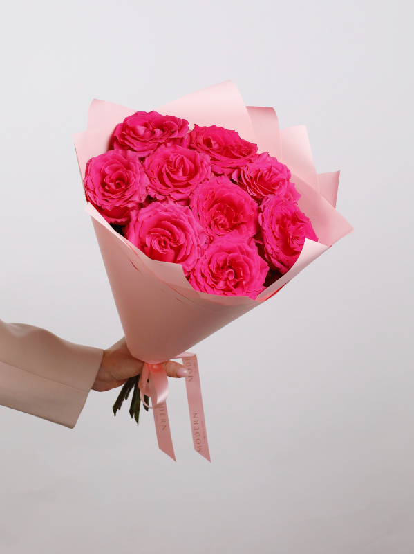 БУКЕТ 9 ПИОНОВИДНЫХ РОЗ